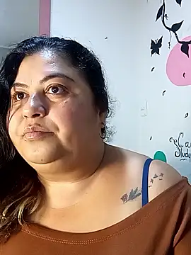 curvy diva  online show from 01/08/26, 09:33