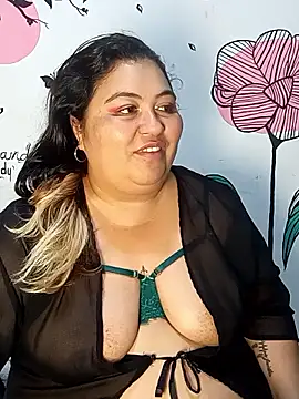 curvy diva  online show from 01/17/26, 12:32