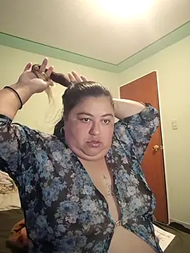 curvy diva  online show from 02/24/26, 11:30