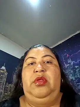 curvy diva  online show from 04/17/26, 09:56