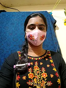 mini-queen online show from 02/24/26, 10:24