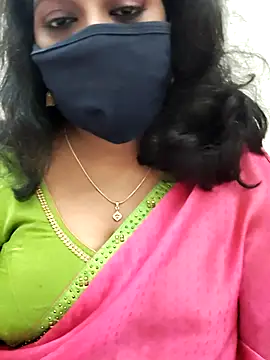 Snapshot of saritha29 chatting on 09/29/25, 05:18 saritha29 online show from 09/29/25, 05:18