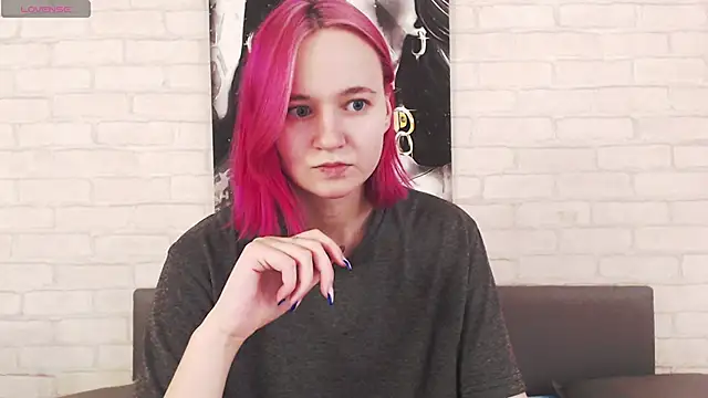 Ericha Stone online show from 09/09/25, 08:03