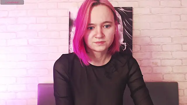 Ericha Stone online show from 09/26/25, 01:53