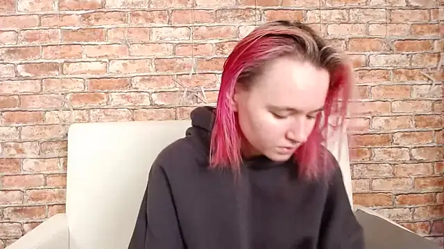 Ericha Stone online show from 11/16/25, 03:01