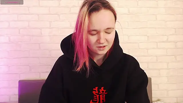 Ericha Stone online show from 01/08/26, 01:30