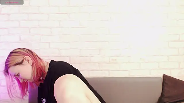 Ericha Stone online show from 02/03/26, 06:40