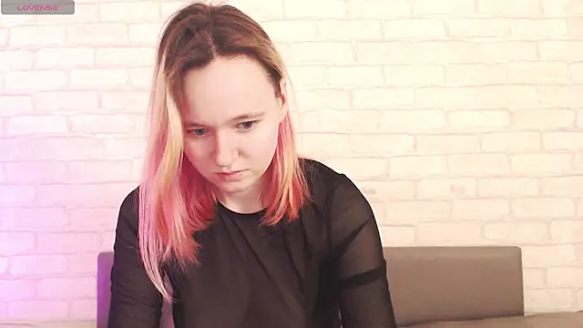 Ericha Stone online show from 03/17/26, 08:06