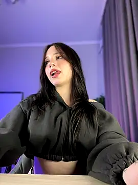 YourLittleDevil online show from 09/21/25, 01:35