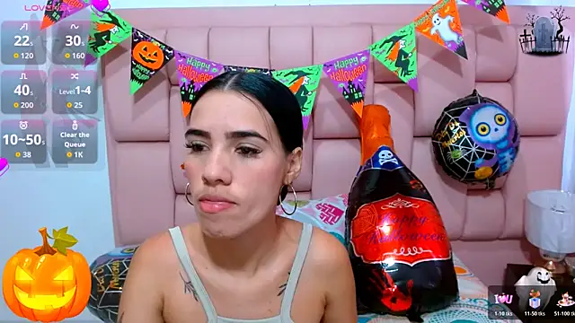 vanesa19  online show from 10/29/25, 12:40