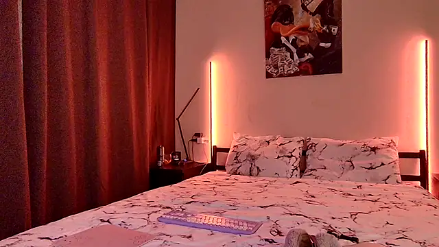 Snapshot of Missss_Eva chatting on 09/28/25, 08:03 Missss Eva online show from 09/28/25, 08:03