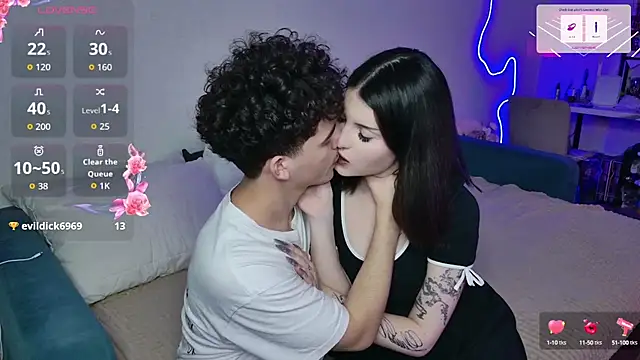 Snapshot of Alice18James chatting on 10/03/25, 04:26 Alice18James online show from 10/03/25, 04:26