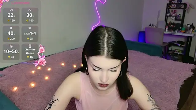 Alice18James online show from 12/14/25, 06:34