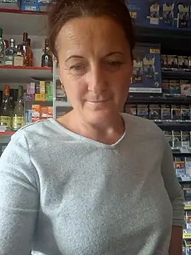 Fluturas2 online show from 09/17/25, 01:57