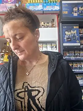 Fluturas2 online show from 10/05/25, 05:50