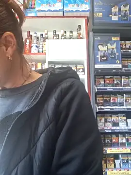 Fluturas2 online show from 10/11/25, 12:15