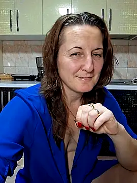 Fluturas2 online show from 11/14/25, 09:46