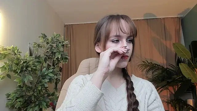 Jamie Chung online show from 12/14/25, 01:11