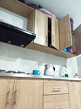 Snapshot of Alisson_Morgann chatting on 12/22/25, 11:40 Alisson Morgann online show from 12/22/25, 11:40