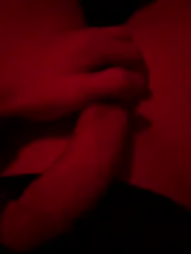 Snapshot of Georgio_ chatting on 10/25/25, 05:19 Georgio  online show from 10/25/25, 05:19