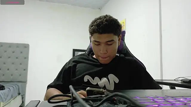 kenji azura1 online show from 04/16/26, 03:29