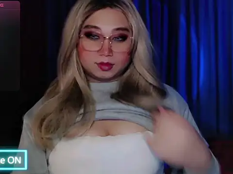 Snapshot of Degeneresqueen chatting on 06/11/26, 10:30 Degeneresqueen online show from 06/11/26, 10:30