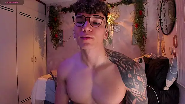 estebandi do online show from 12/23/25, 12:41