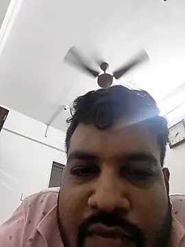 Snapshot of vinay_smalldick chatting on 04/18/26, 02:10 vinay smalldick online show from 04/18/26, 02:10