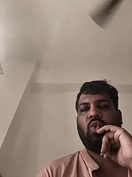 Snapshot of vinay_smalldick chatting on 04/25/26, 02:58 vinay smalldick online show from 04/25/26, 02:58