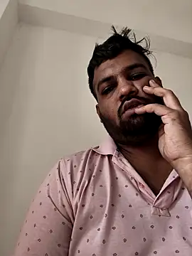 Snapshot of vinay_smalldick chatting on 05/15/26, 11:45 vinay smalldick online show from 05/15/26, 11:45