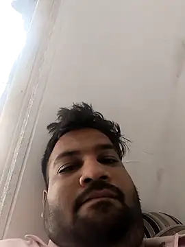 Snapshot of vinay_smalldick chatting on 05/17/26, 06:33 vinay smalldick online show from 05/17/26, 06:33