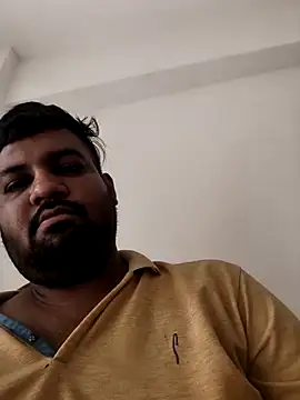 Snapshot of vinay_smalldick chatting on 05/18/26, 04:07 vinay smalldick online show from 05/18/26, 04:07