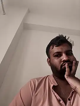 Snapshot of vinay_smalldick chatting on 05/22/26, 03:13 vinay smalldick online show from 05/22/26, 03:13