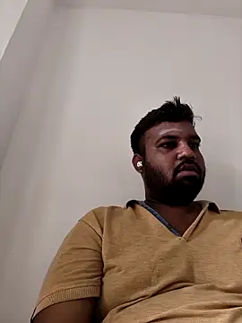Snapshot of vinay_smalldick chatting on 05/28/26, 02:31 vinay smalldick online show from 05/28/26, 02:31