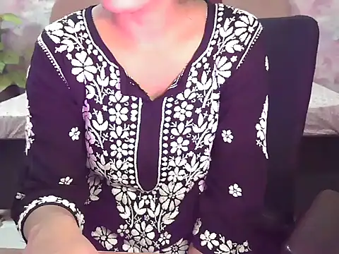 shaalu sharma online show from 10/04/25, 06:11