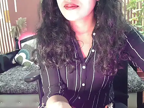 shaalu sharma online show from 10/21/25, 05:52