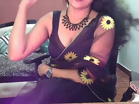 shaalu sharma online show from 11/21/25, 06:28