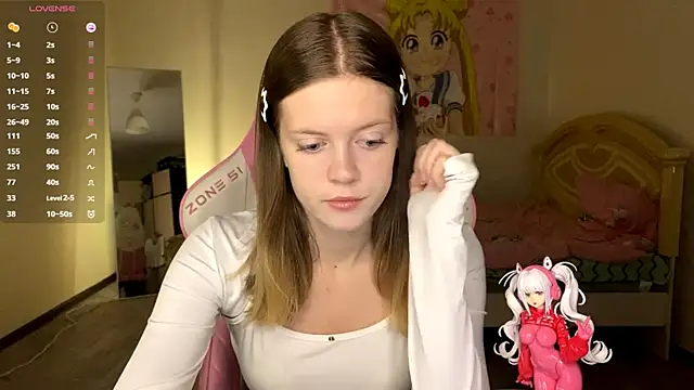 VibeQueenLucy online show from 10/26/25, 02:12