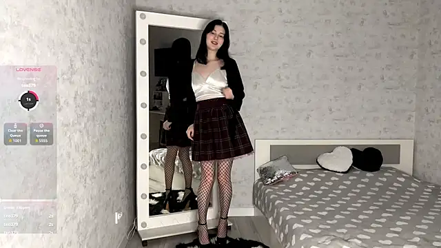 FakeLamb online show from 11/22/25, 09:14