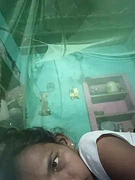 Snapshot of Hita_Grewal chatting on 09/12/25, 10:10 Hita Grewal online show from 09/12/25, 10:10