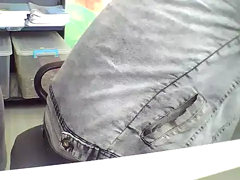 AMCIKSEVER42 online show from 12/01/25, 09:36