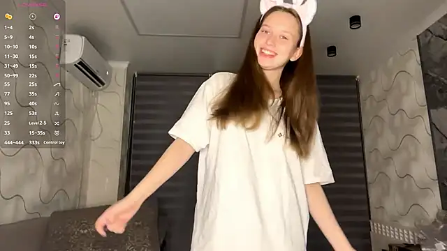 CharlynDini online show from 11/19/25, 03:12