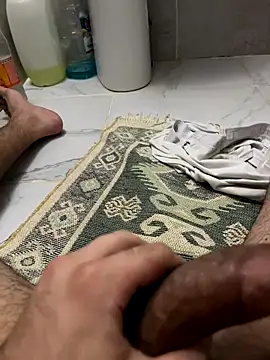 Snapshot of kayaaa31 chatting on 09/08/25, 11:04 kayaaa31 online show from 09/08/25, 11:04