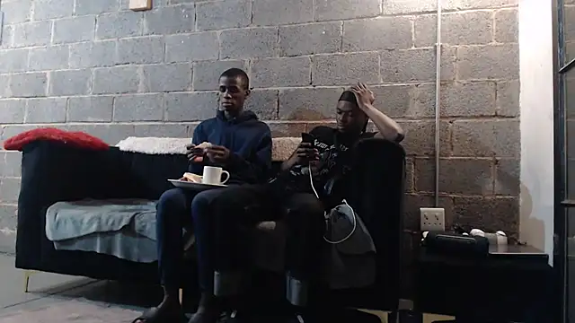 Snapshot of Vince_Favent chatting on 09/26/25, 05:28 Vince Favent online show from 09/26/25, 05:28