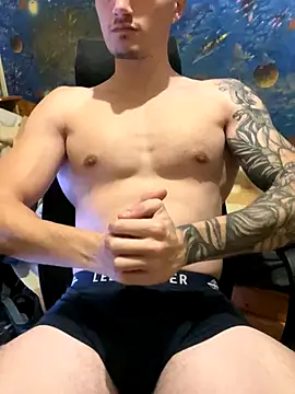 fronkie9384 online show from 12/13/25, 08:25