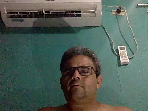 Katracho6969 online show from 10/04/25, 02:09