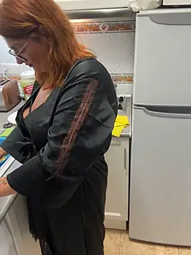 IrishmilfAnna online show from 10/16/25, 07:04