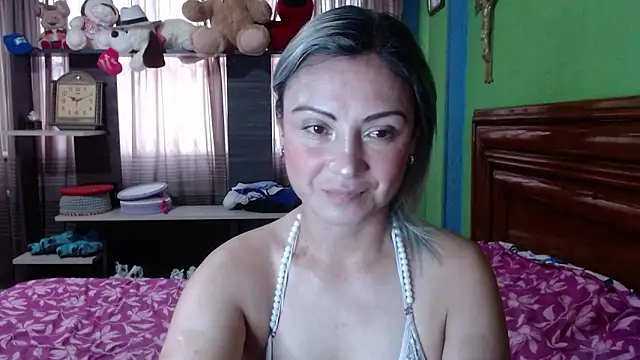  Charlize theron  online show from 10/28/25, 10:01