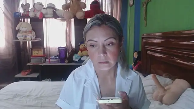  Charlize theron  online show from 01/08/26, 09:06