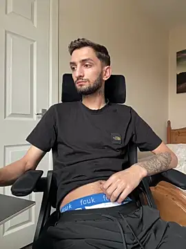 mixedcouplee69 online show from 10/26/25, 01:17